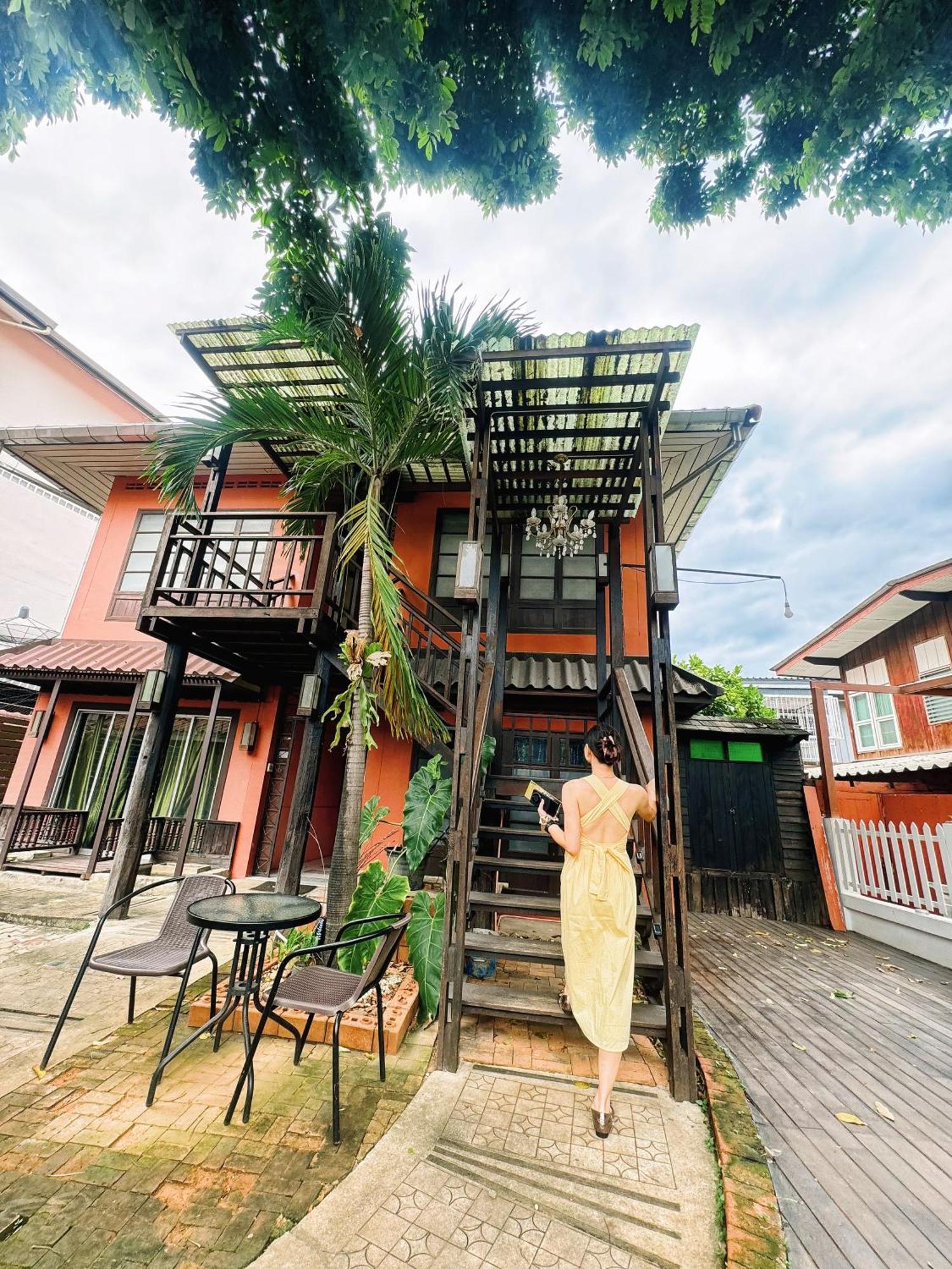 Villa'S Homestay Chiang Mai Exterior foto